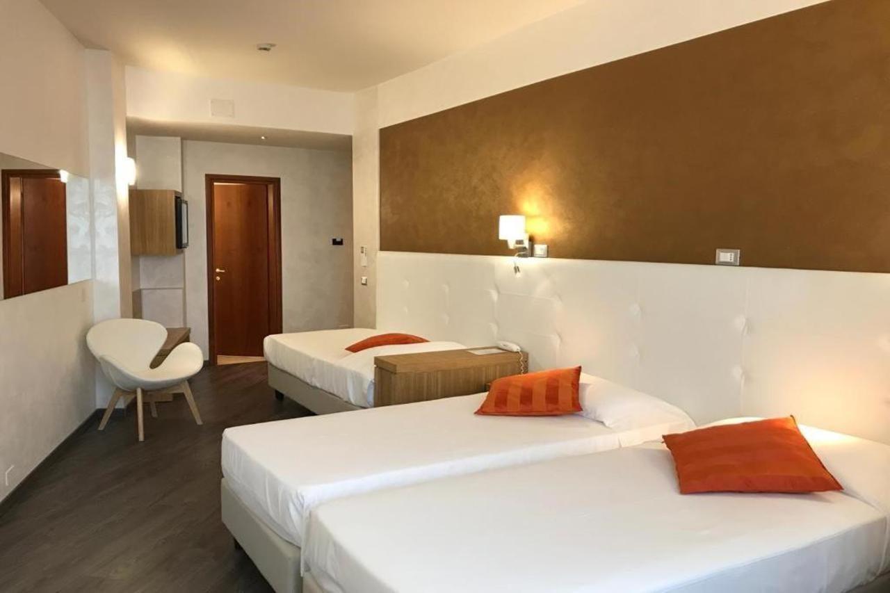 Hotel Europa Падуя Екстер'єр фото